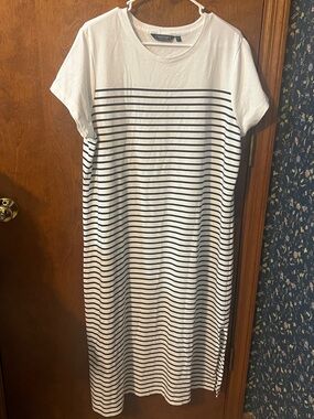 Vineyard Vines White & Black Striped Midi Tee Dress